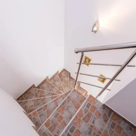 Tin 2 Apartment