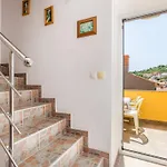 Apartment Tin 2 Vrbnik (Primorje-Gorski Kotar)